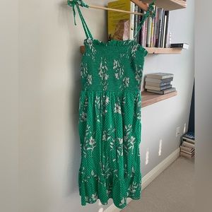 Draper James Floral Dots smocked dress. Size small.